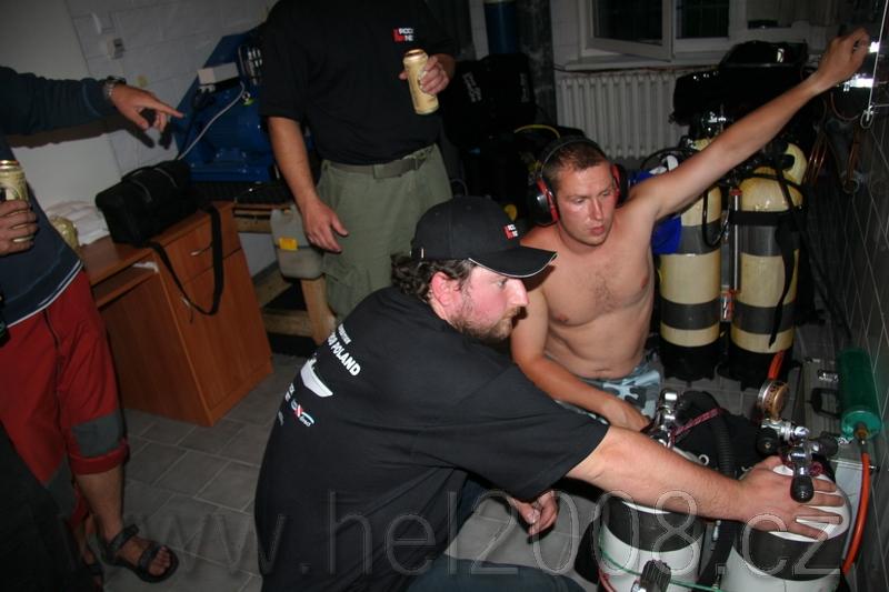 03.jpg